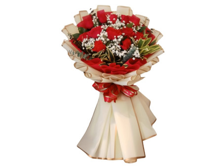 Classic Red Rose Bouquet with Baby’s Breath – Timeless Romance Collection